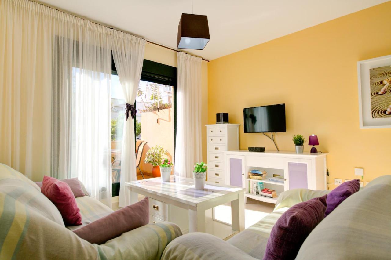 Apartamento Cala Bajo Nerja Bagian luar foto